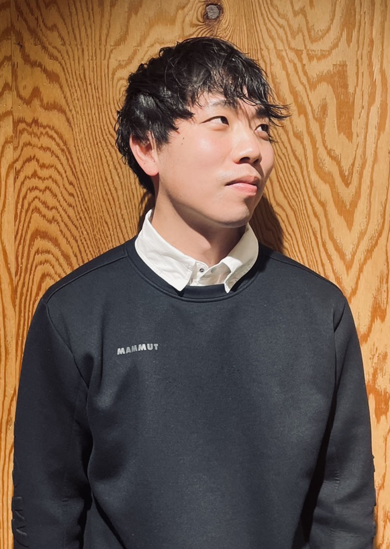 新品　マムート　エイスワンドガイドジャケット　ミドルレイヤー　長袖　紺　ＸＬ 新品 マムート エイスワンドガイドジャケット ミドルレイヤー